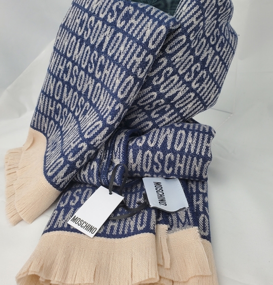 Moschino Logo Wool Fringe Blanket Throw Wrap - Picture 2 of 16